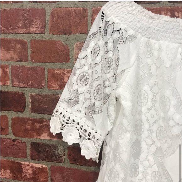 White Lace On-Off Shoulder Top - Picture 2 of 6